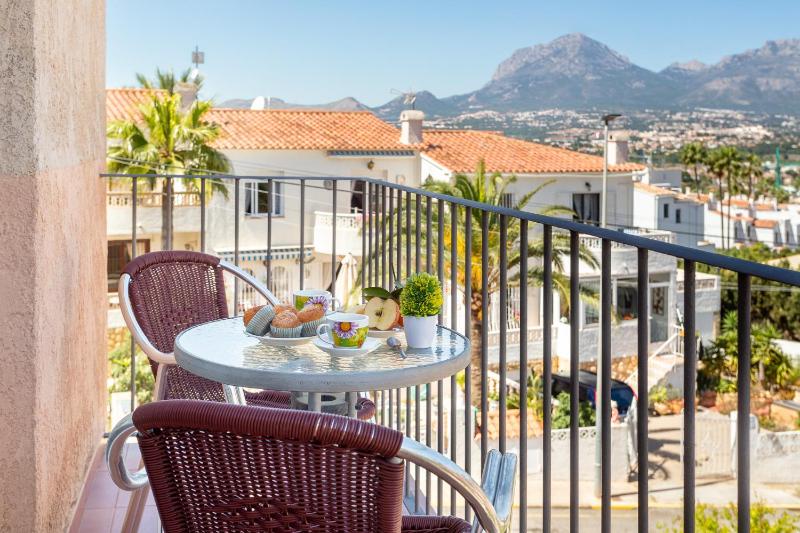 Apartment with Mountain View image 1