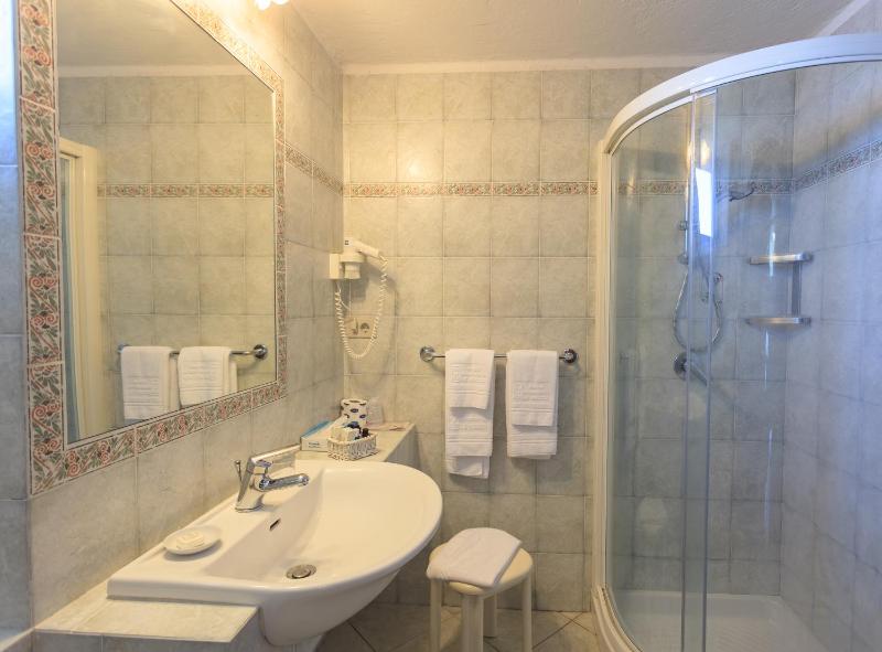 Grand Hotel Le Rocce - image 4