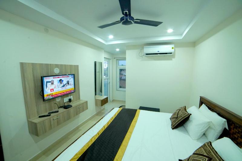 Hotel CannyStay RRR Marina - image 14