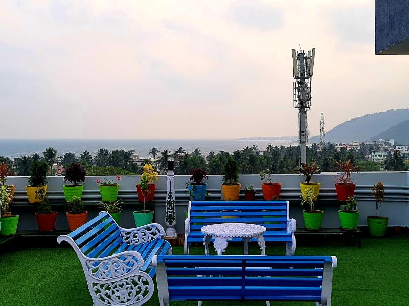 Hotel CannyStay RRR Marina - image 17