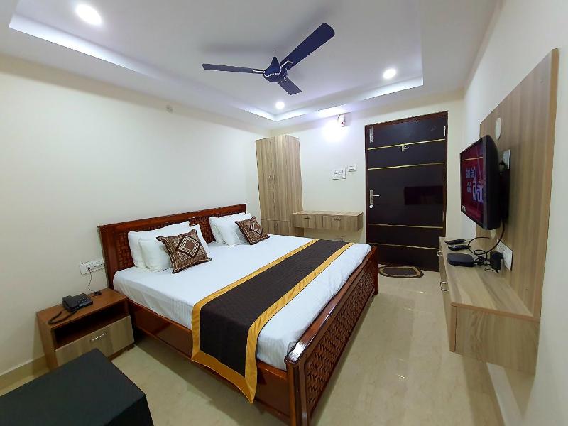 Hotel CannyStay RRR Marina - image 19