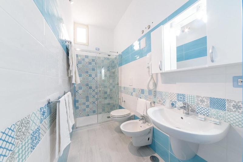 Double Room with Balcony image 1
