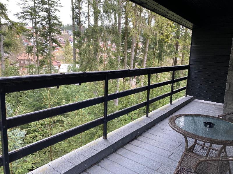 Double Room with Balcony image 1