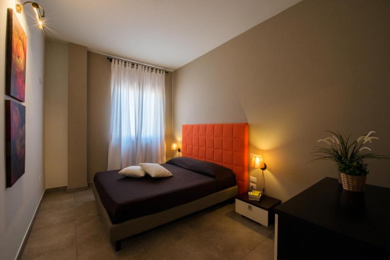 One-Bedroom Apartment image 3