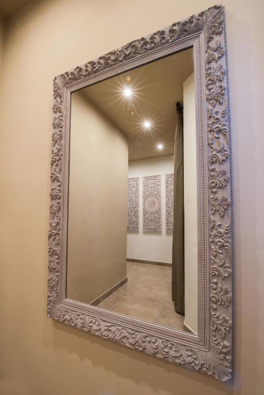 Double or Twin Room with Balcony image 4