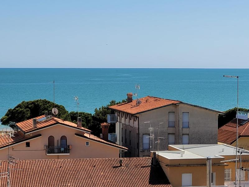 Cam 2 Sea View Apartment - image 9