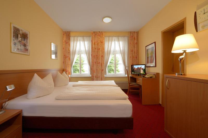Double Room image 1