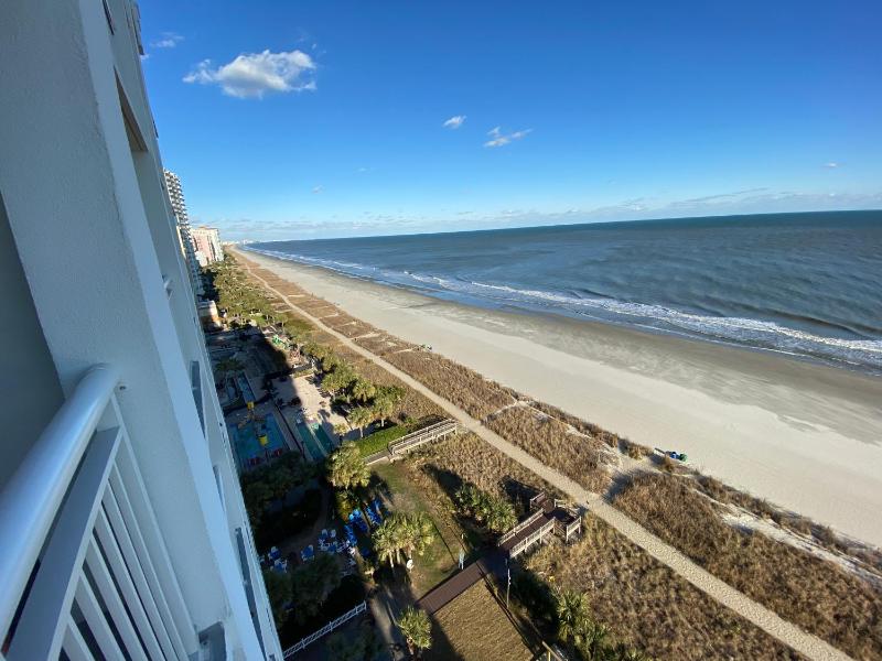 Camelot By The Sea Ocean Front Condo - image 23