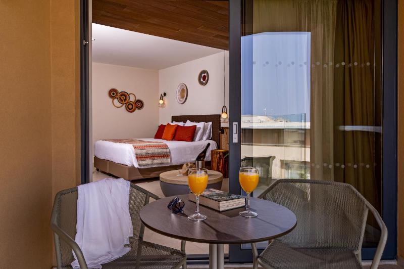 Junior Suite image 2