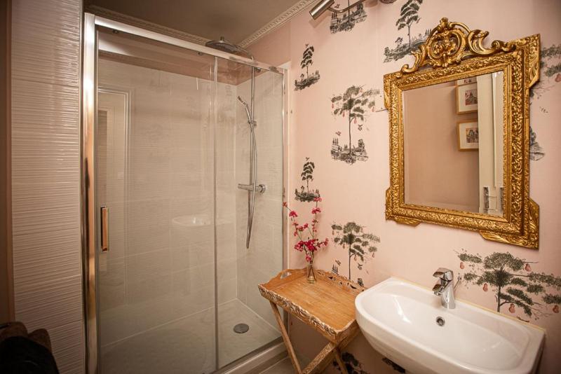 Carcassonne Bed and Breakfast du Palais - image 19