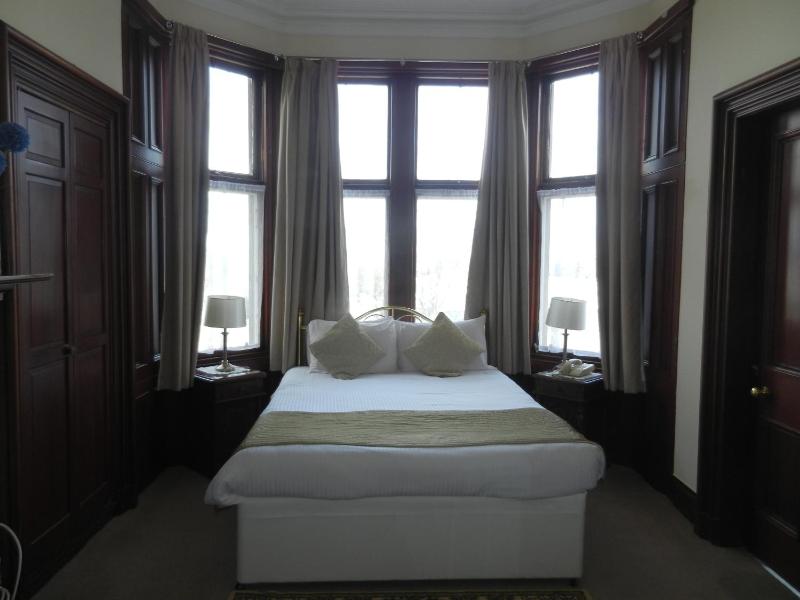Standard Double Room image 1