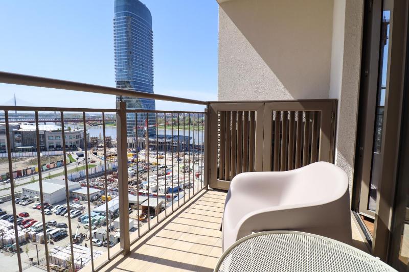 Superior Apartment image 2