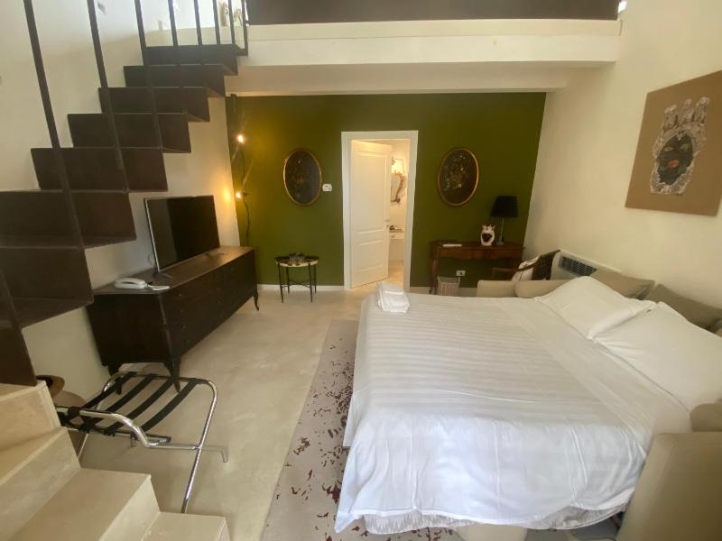 Scilla Maris Charming Suites - image 48