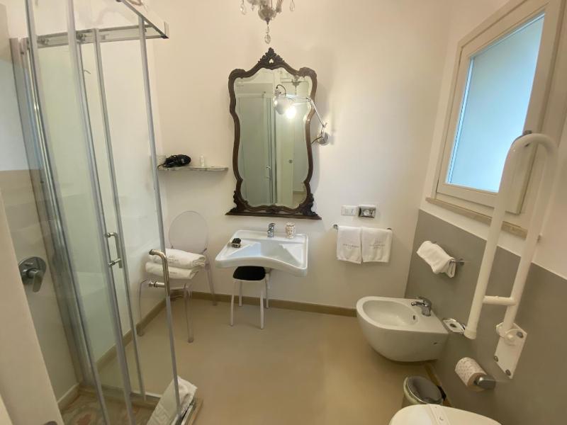 Scilla Maris Charming Suites - image 12