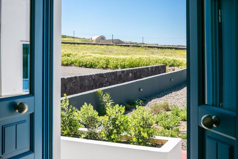 Vino Houses Santorini - image 14
