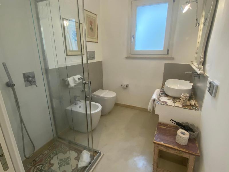 Scilla Maris Charming Suites - image 30