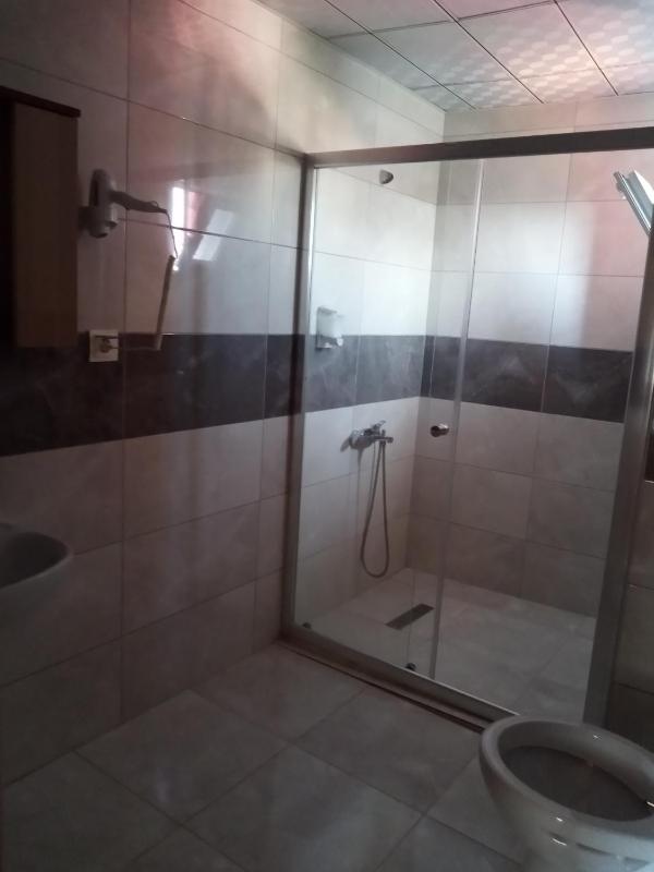Standard Double or Twin Room image 4
