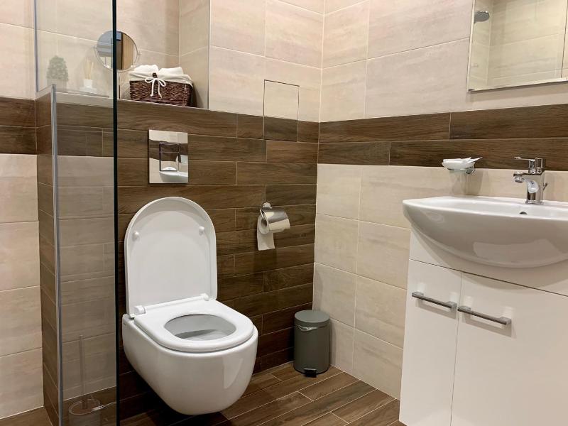 Gardenia Apartments - image 13