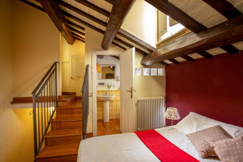 Double or Twin Room image 3