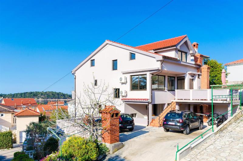 Apartment Renata - image 25