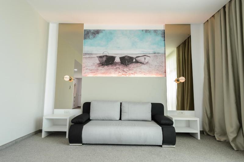 Mirage Medspa Hotel - image 49