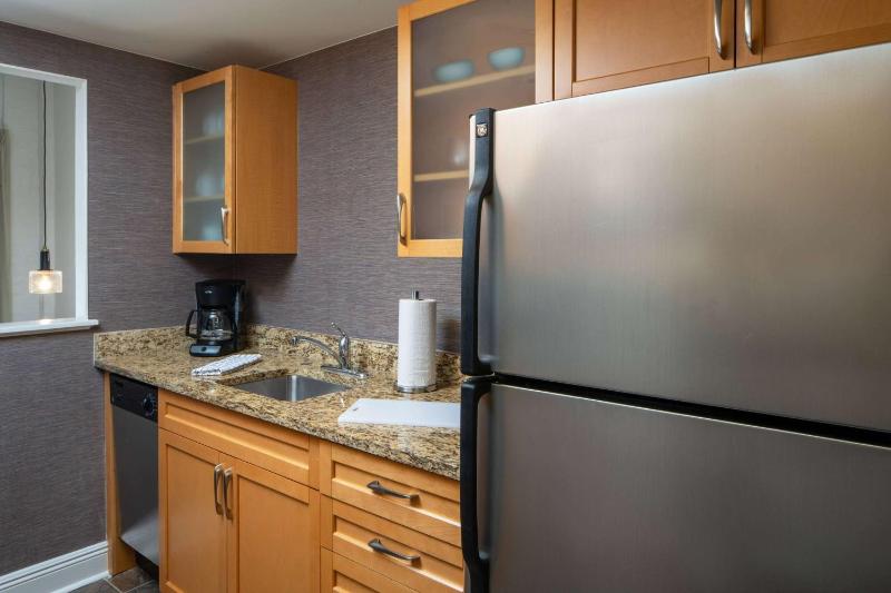 One Bedroom Suite Two Doubles image 3