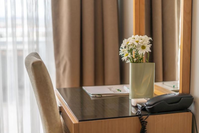 Double Room with Terrace image 3