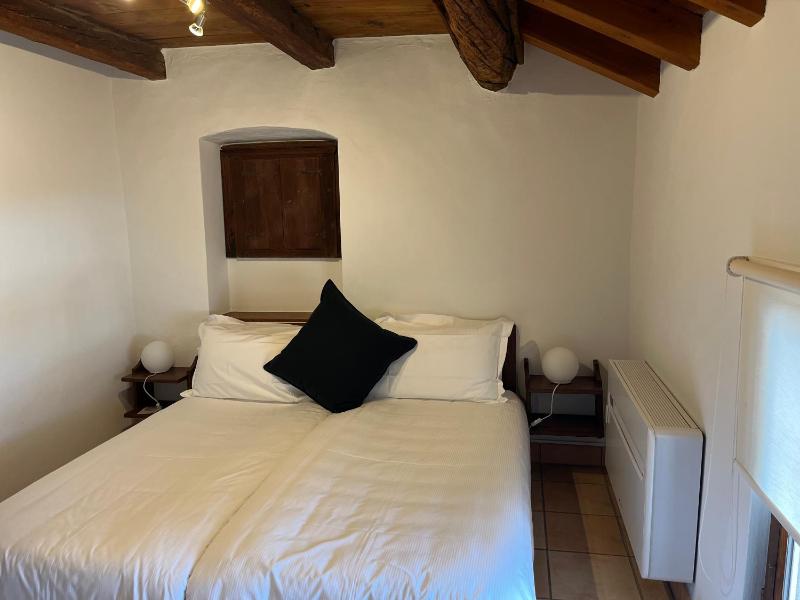 Twin Room image 3
