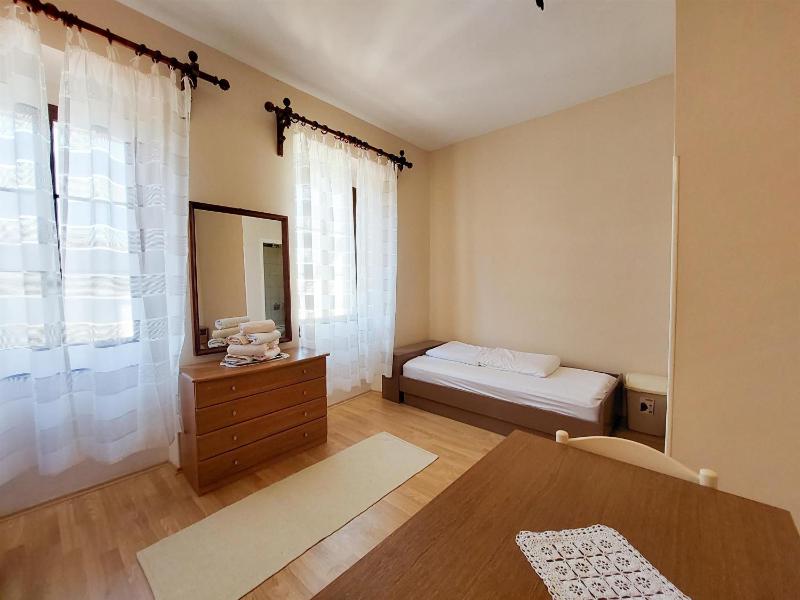 Triple Room standard image 1