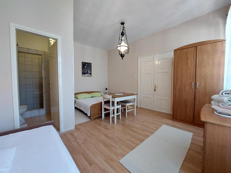 Triple Room standard image 4