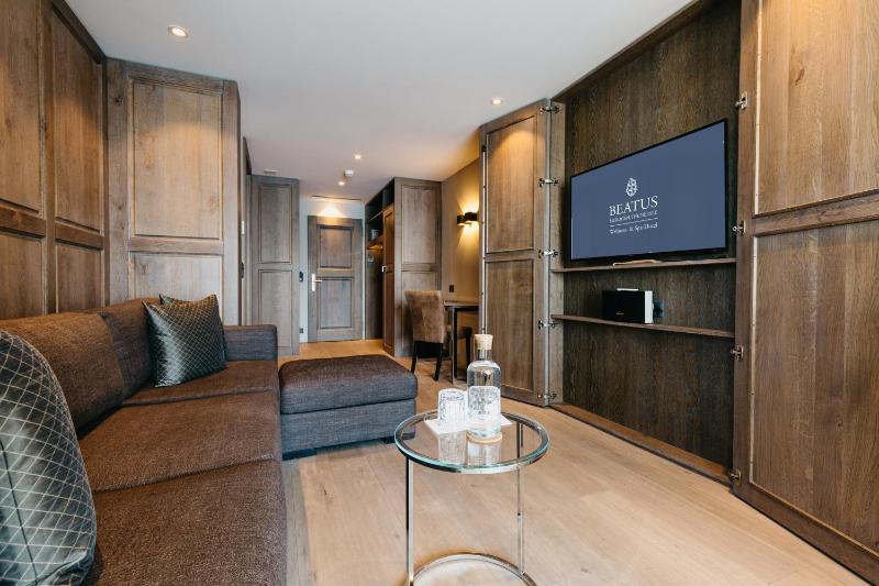 Tower Suite image 4