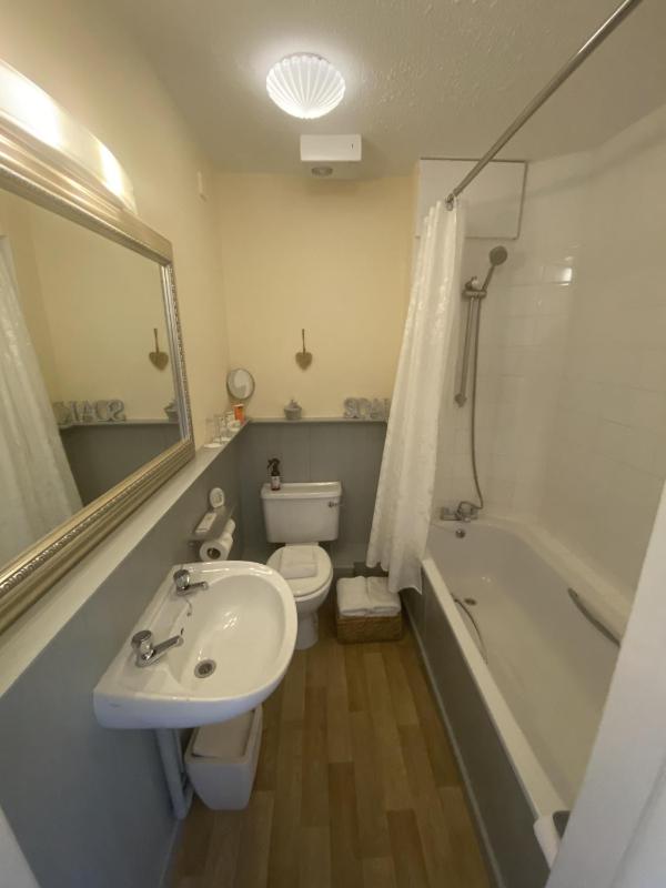 Superior Double Room image 3