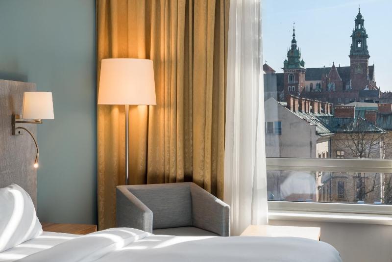 Premium Room with Old Town View image 4