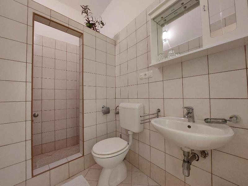Double Room image 2