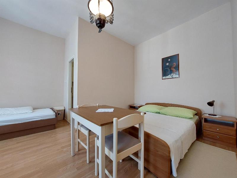 Triple Room standard image 3