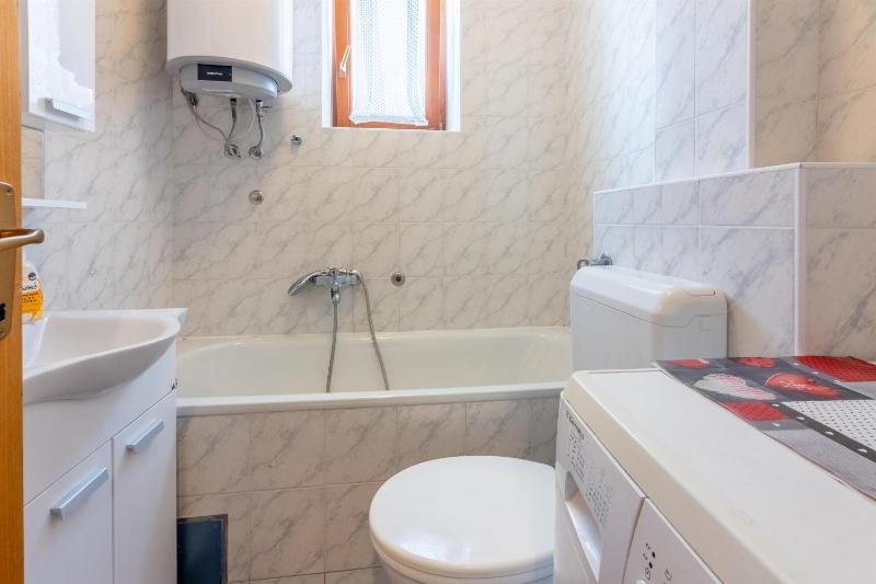 Apartment Besima - image 9