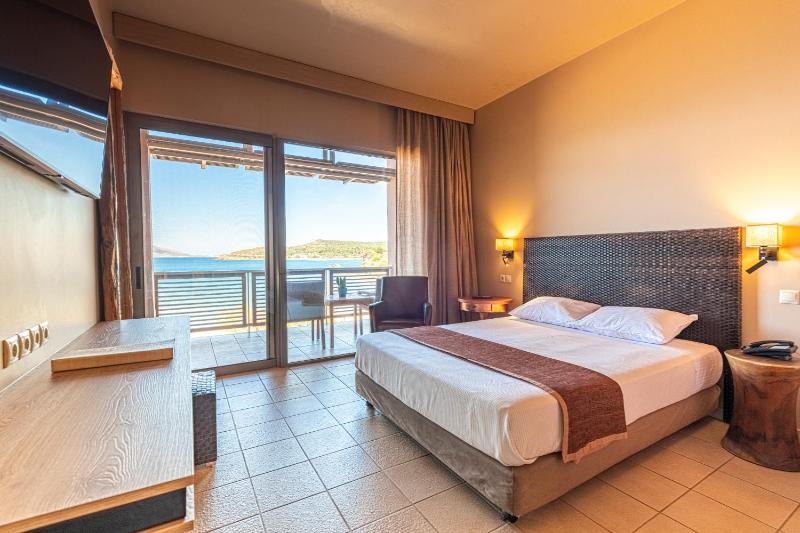 Standard Sea View image 4