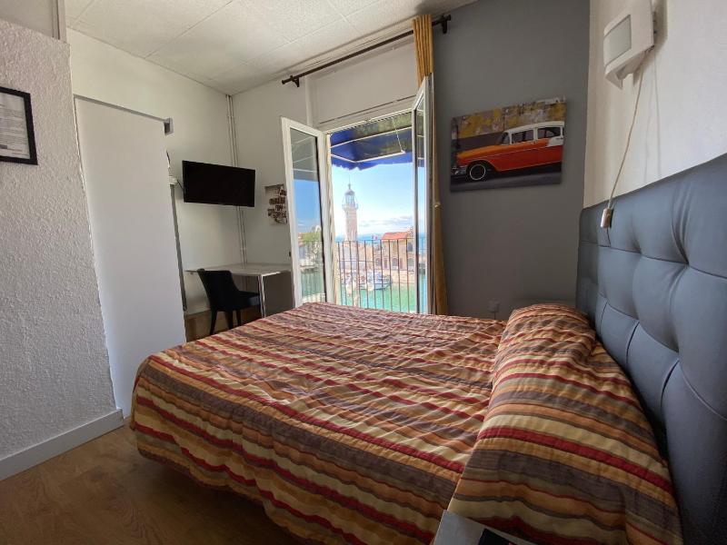 Deluxe Double Room with Sea View image 4