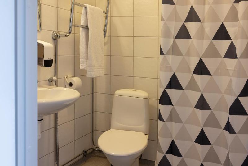 One-Bedroom Apartment image 2