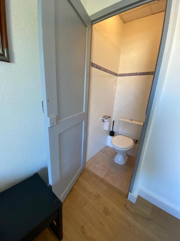 Double Room with Private Bathroom image 1