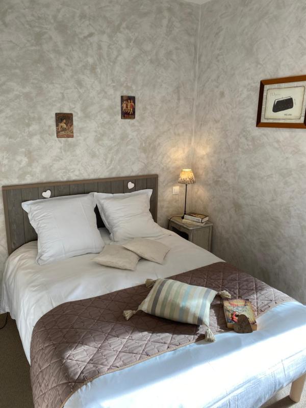 Classic Double Room image 1