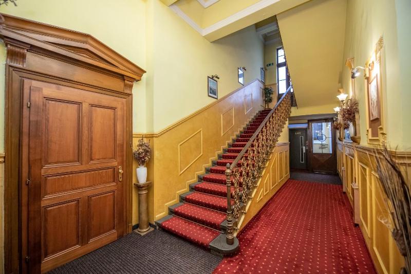 Old Prague Hotel - image 5