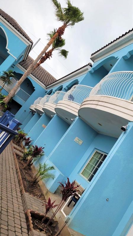 Casa Bella Hotel and Suites - image 20