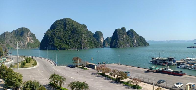 Tropical Villa Halong - image 14