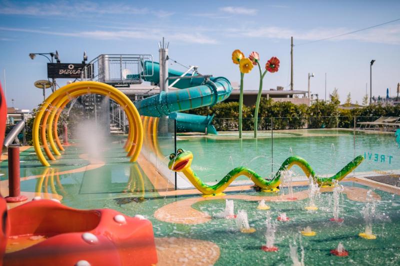 Hotel Trevi - Cattolica Family Resort Images