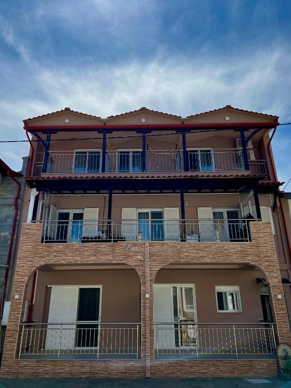 House Kiratsi Images