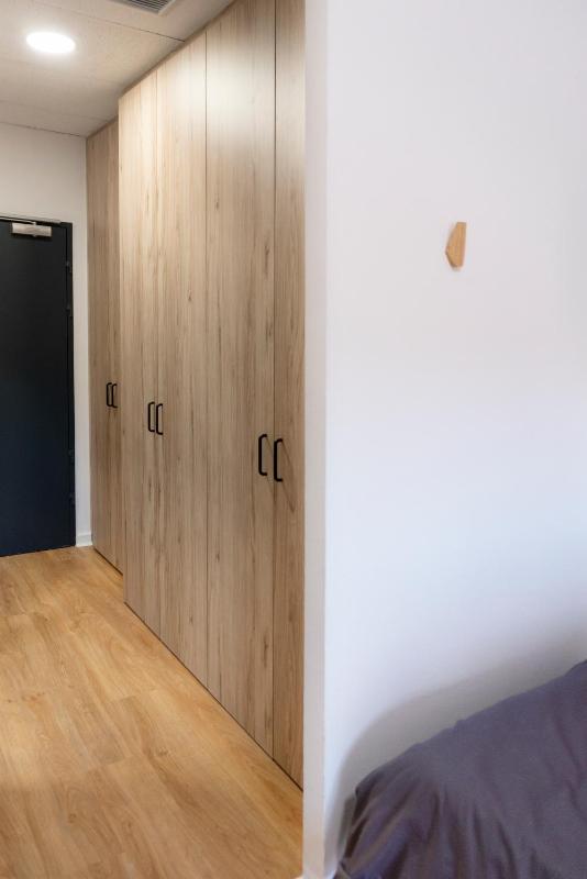 Basic Twin Room image 4
