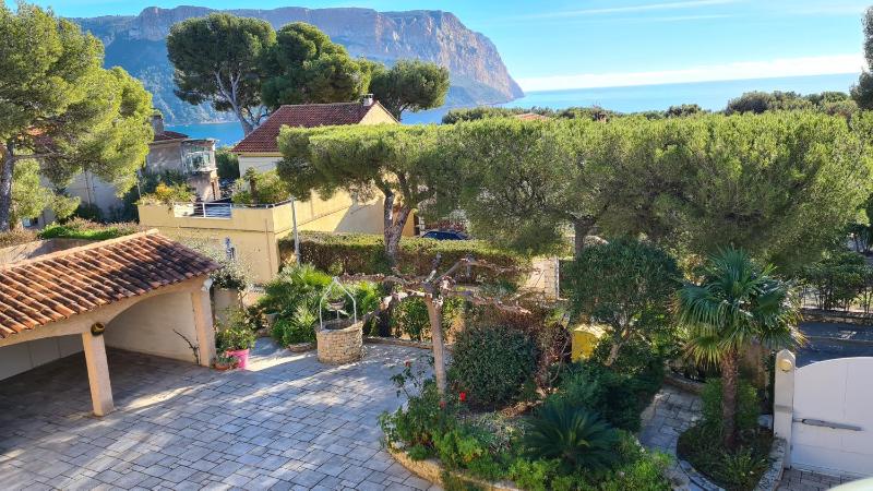 CASSIS Plage & Calanques - image 21