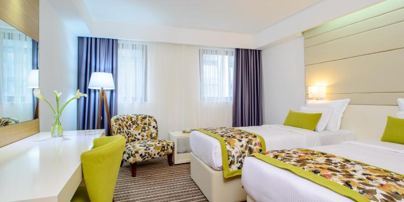 Standard Double or Twin Room image 2