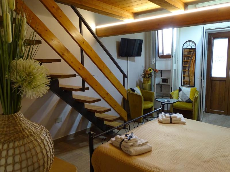 Quadruple Room image 3